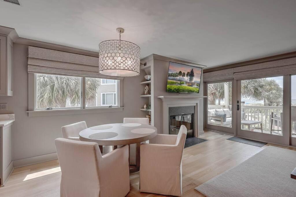 New Listing! Seagrove Villa 3A - Luxurious Ocean View! Isle of Palms Exterior photo